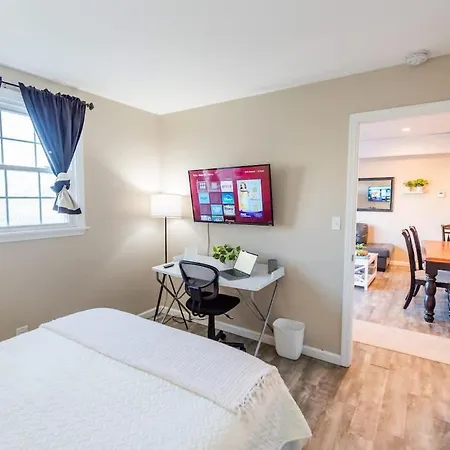 7 Min Drive To Broadway- Walkable Neighborhood * Nashville