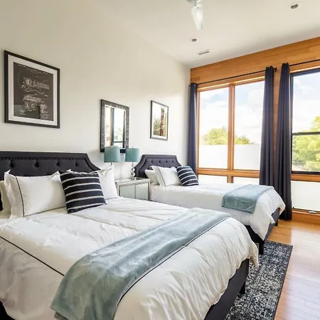 Holiday home A Spacious With Amazing Views And Elevated Outdoor Spaces *