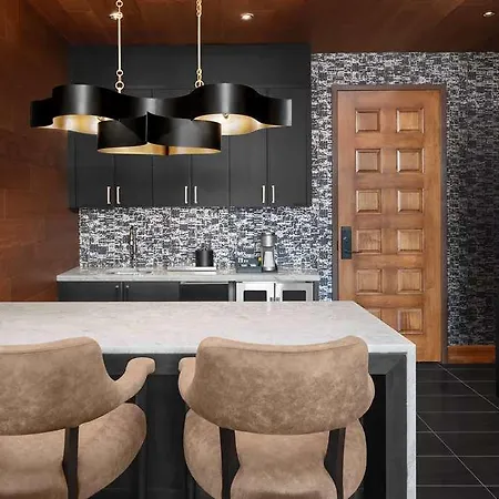 Hotel Fraye Curio Collection By Hilton