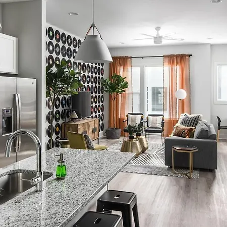 House Of Many Records - Brand New Spacious Luxury Holiday home Nashville