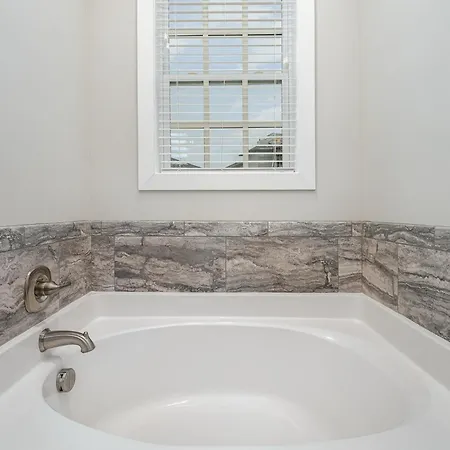 Holiday home Belwood Bloom - 2 Units - Walk To Centennial Park *