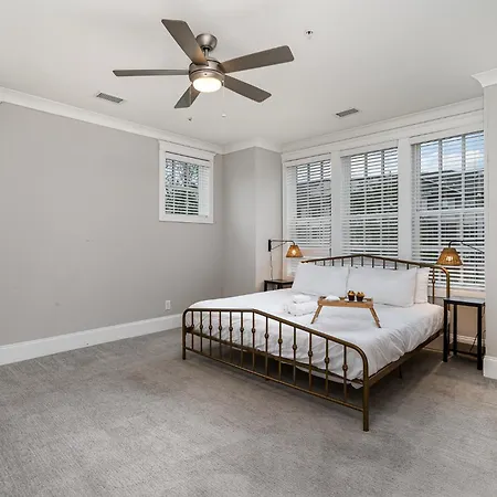 Belwood Bloom - 2 Units - Walk To Centennial Park *