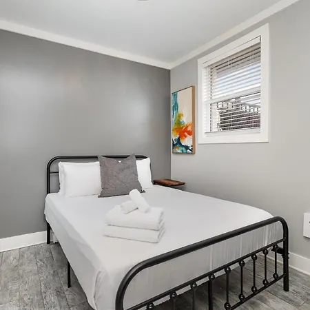 Hidden Pearl-3 Units-private Patios-near Broadway *