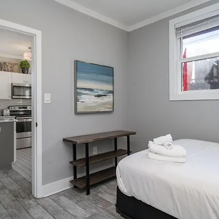 Mystic Pearls - 2 Units - Next To Broadway *
