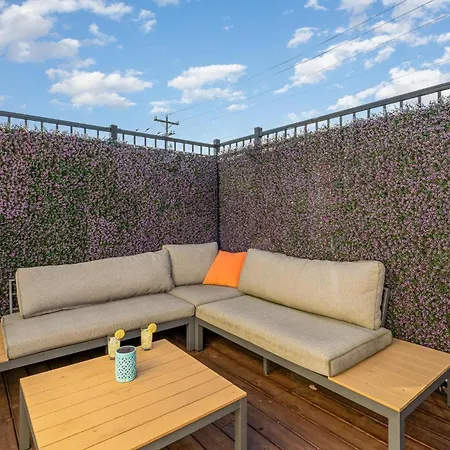 Mystic Pearls - 2 Units - Next To Broadway Holiday home Nashville