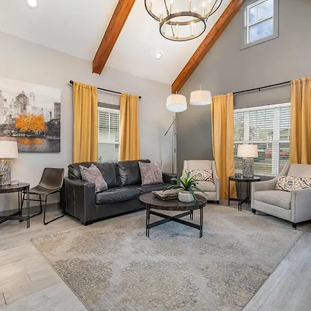 Holiday home Mystic Pearls - 2 Units - Next To Broadway Nashville