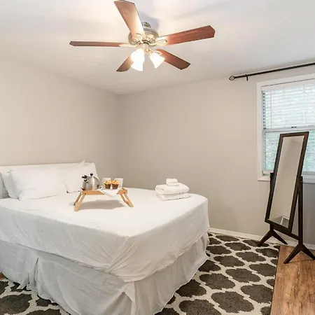 Birds Nest-sleeps 24-mins To Geodis Park * Nashville