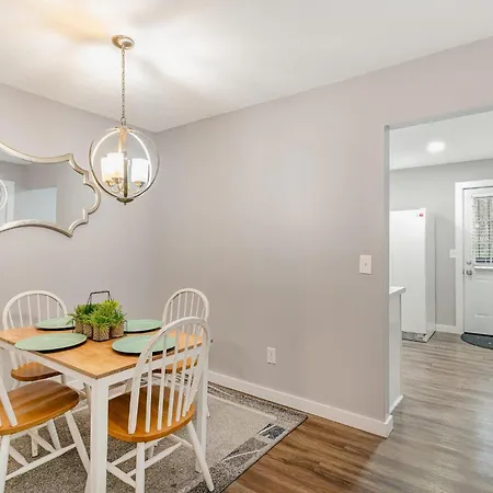 Birds Nest-sleeps 24-mins To Geodis Park * Nashville