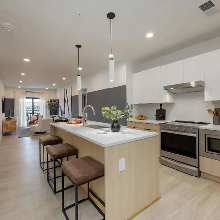 Plush Haven-2 Unit Combo-walk To Broadway Nashville