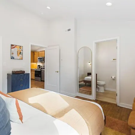 Vibrant Multi Building That Sleeps 48 With 7 Units