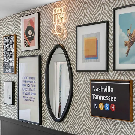 The Morrison - Karaoke Theater Backyard Oasis Holiday home