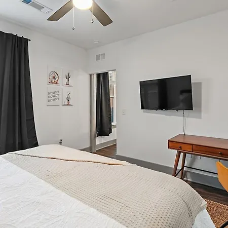 Mid-century Charm In Midtown