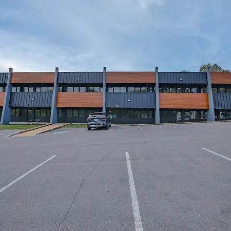 The Jubilee- New Modern X 7 Mins Dwtn Nashville