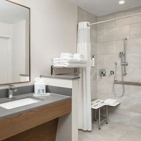 Fairfield By Marriott & Bellevue 3* Nashville
