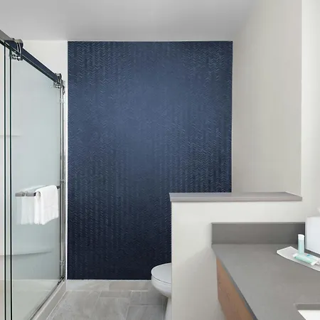 Fairfield By Marriott & Bellevue 3*