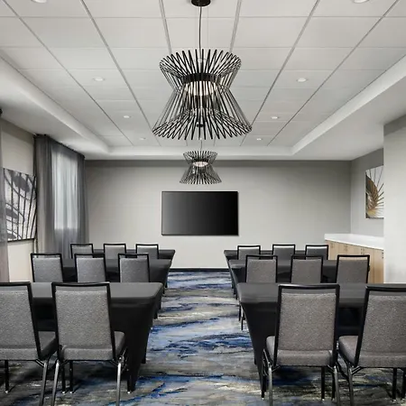Hotel Fairfield By Marriott & Bellevue