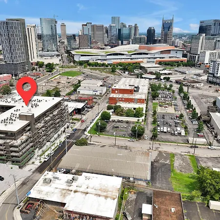 Holiday home Honky Tonk Hideaway Walk To Broadway W Gym, Pool, Parking