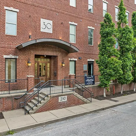 Holiday home Legends Loft Modern Near Vandy On West End
