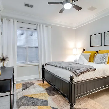 Holiday home Belmont And Broadway Great For Groups