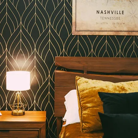 East Nash 13 Mins From Broadway Nashville