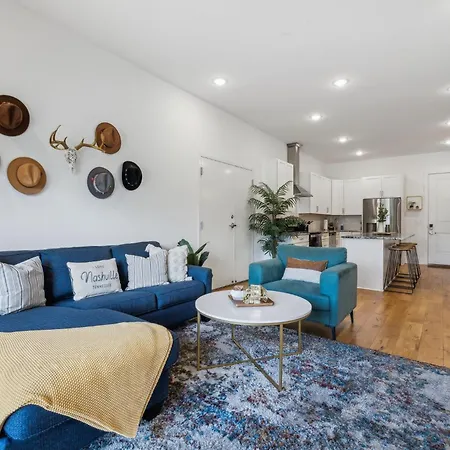 East Nash 13 Mins From Broadway Apartment *