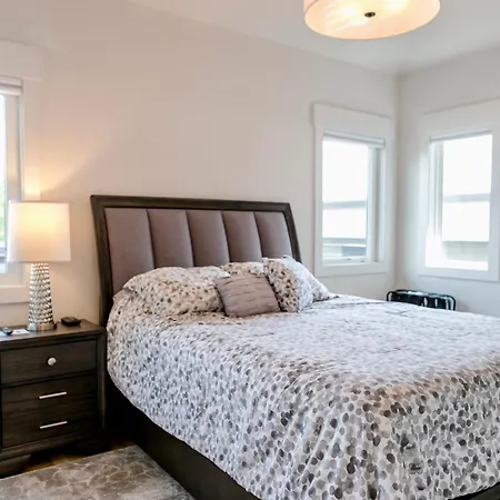 The Urban River - 4br Getaway Nashville