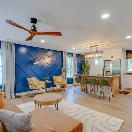 Holiday home Nashoasis 10 Min To Dt, Gameroom, Huge Yard Nashville