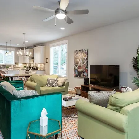 Spacious By Geodis Park 23 Mi To Broadway! *