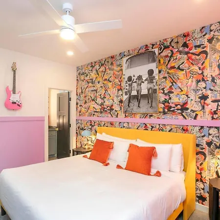 Holiday home Giddy Up On Music Row Hot Tub 1mi To Dt