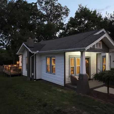Holiday home Private Cottage With Hot Tub 17Mi To Downtown Nashville