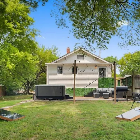 Holiday home Private Cottage With Hot Tub 17Mi To Downtown Nashville