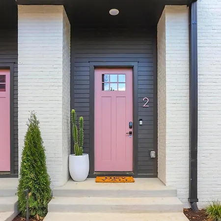Giddy Up On Music Row Hot Tub 1mi To Dt Holiday home Nashville