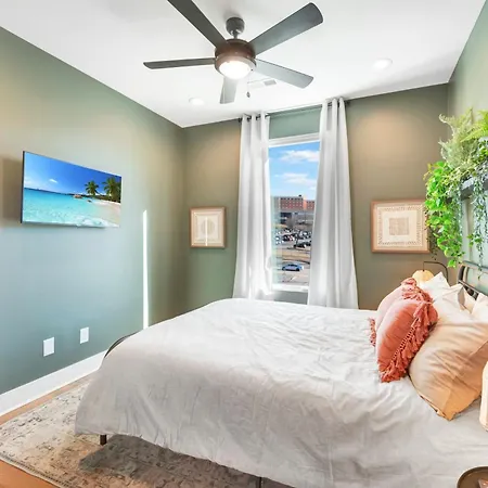 Holiday home Private Roof Deck - Game - Broadway In 10 Nashville