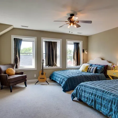 Spacious For 10 Guests Nashville