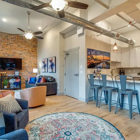 Apartment The Majestic Lofts *