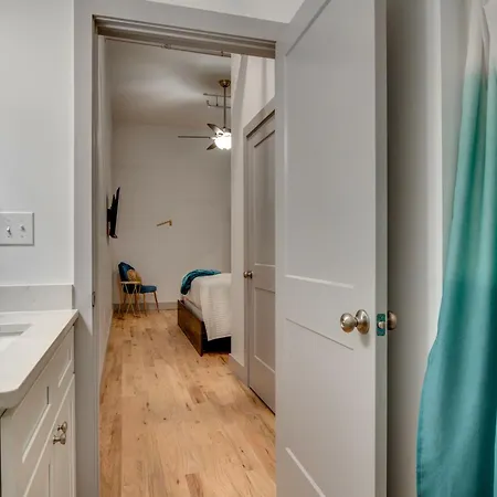 The Majestic Lofts Apartment
