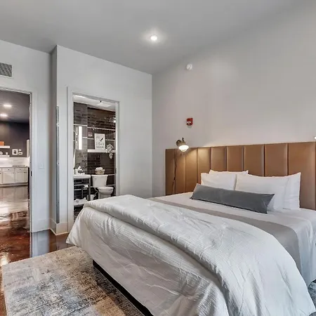 Lower Broadway 4br By Maddox