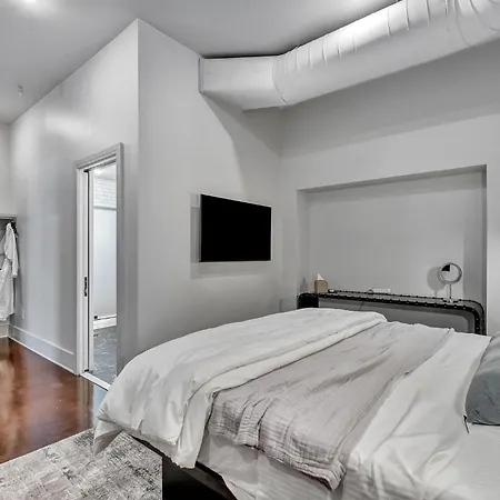 Elvis 4br By Maddox Apartment *