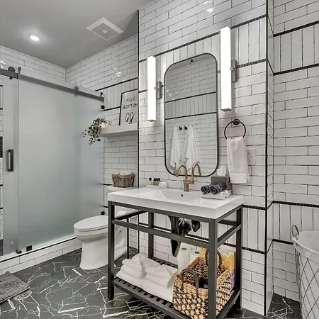 Elvis 4br By Maddox * Nashville
