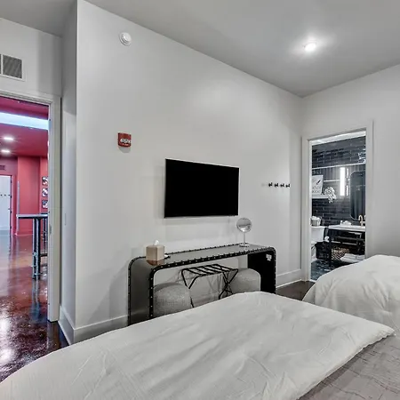 Apartment Elvis 4br By Maddox