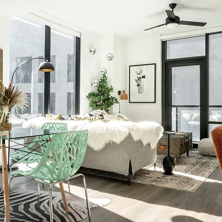 Gulch Luxe With Pool Access *