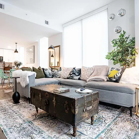 Gulch Luxe With Pool Access Nashville
