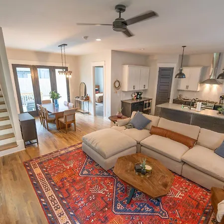 10 Min To Broadway+modern Cowboy Retreat+rooftop * Nashville