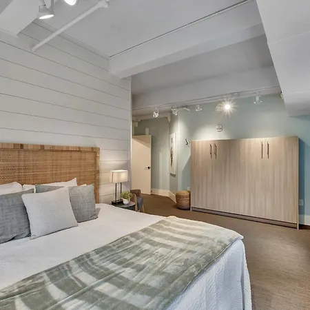 Rustic 6br By Maddox Apartment