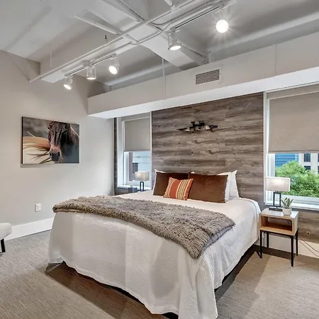 Rustic 6br By Maddox Apartment