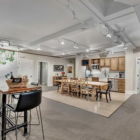 Apartment Rustic 6br By Maddox