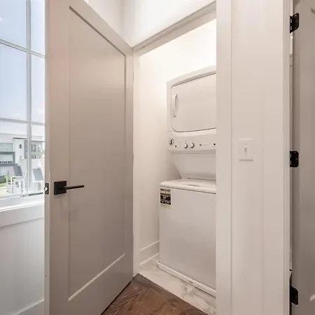 Two Side By Side Homes - Min To Vandy 3min To Bars * Nashville