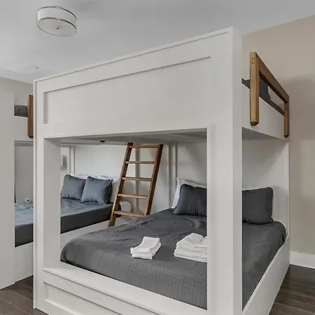 Stunning Rooftop Views Of With Hot Tub * Nashville