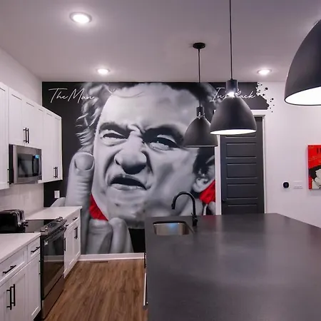 Cozy House - Great Rooftop - Walks To Bars * Nashville
