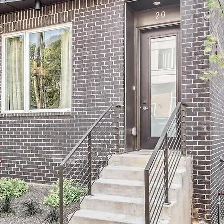 Two Large Homes Minutes To Downtown *